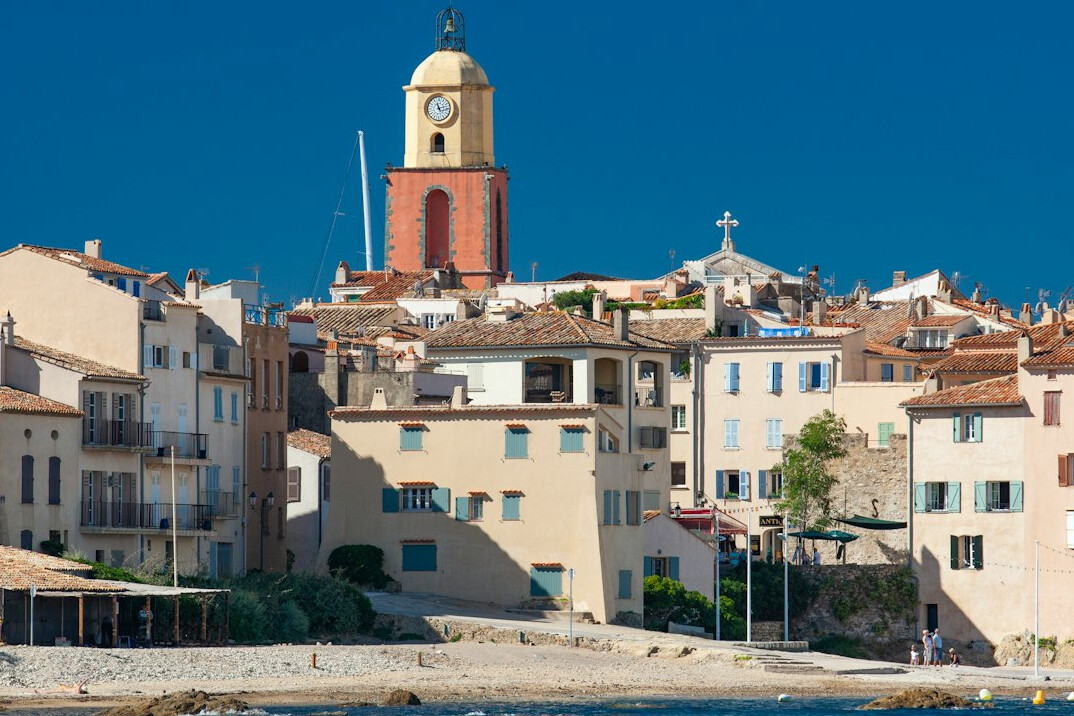 saint tropez beach scene